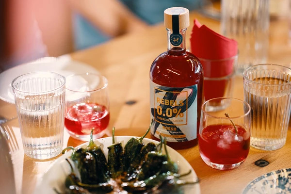 Rebels Rosso alkoholfrei 0,0% Bitter Aperitivo - Lantenhammer
